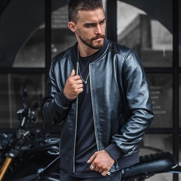 Men's Black Leather Bomber Jacket. Genuine Lambskin Leather. - Picture 3 of 5